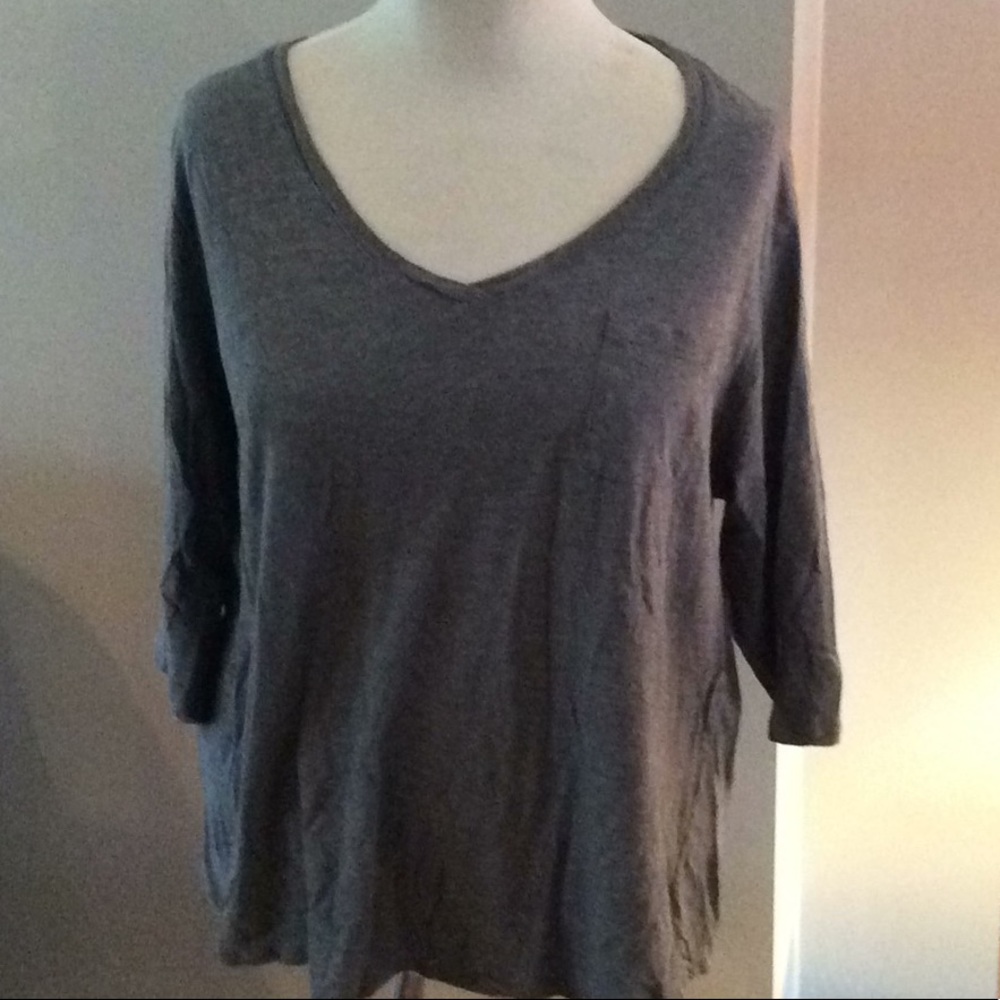 Lane Bryant size 22/24, 3/4 length sleeve top.